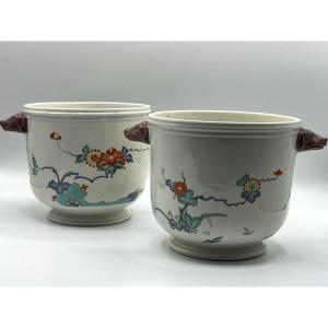 Chantilly. Pair Of Kakiemon Porcelain Planters. Circa 1750