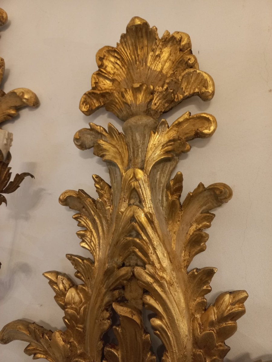 Pair Of Gilded And Lacquered Wooden Appliques-photo-3