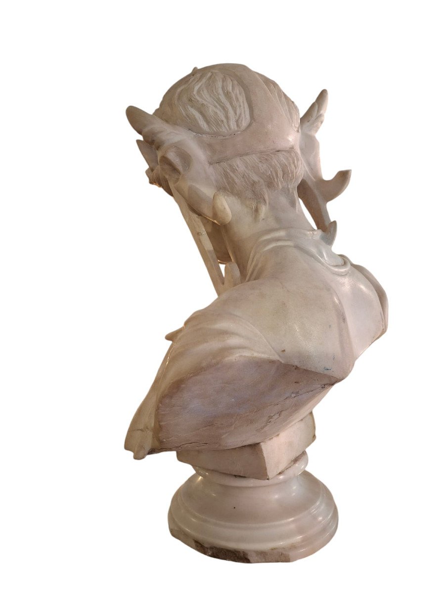 Marble Bust Representing A Character-photo-2