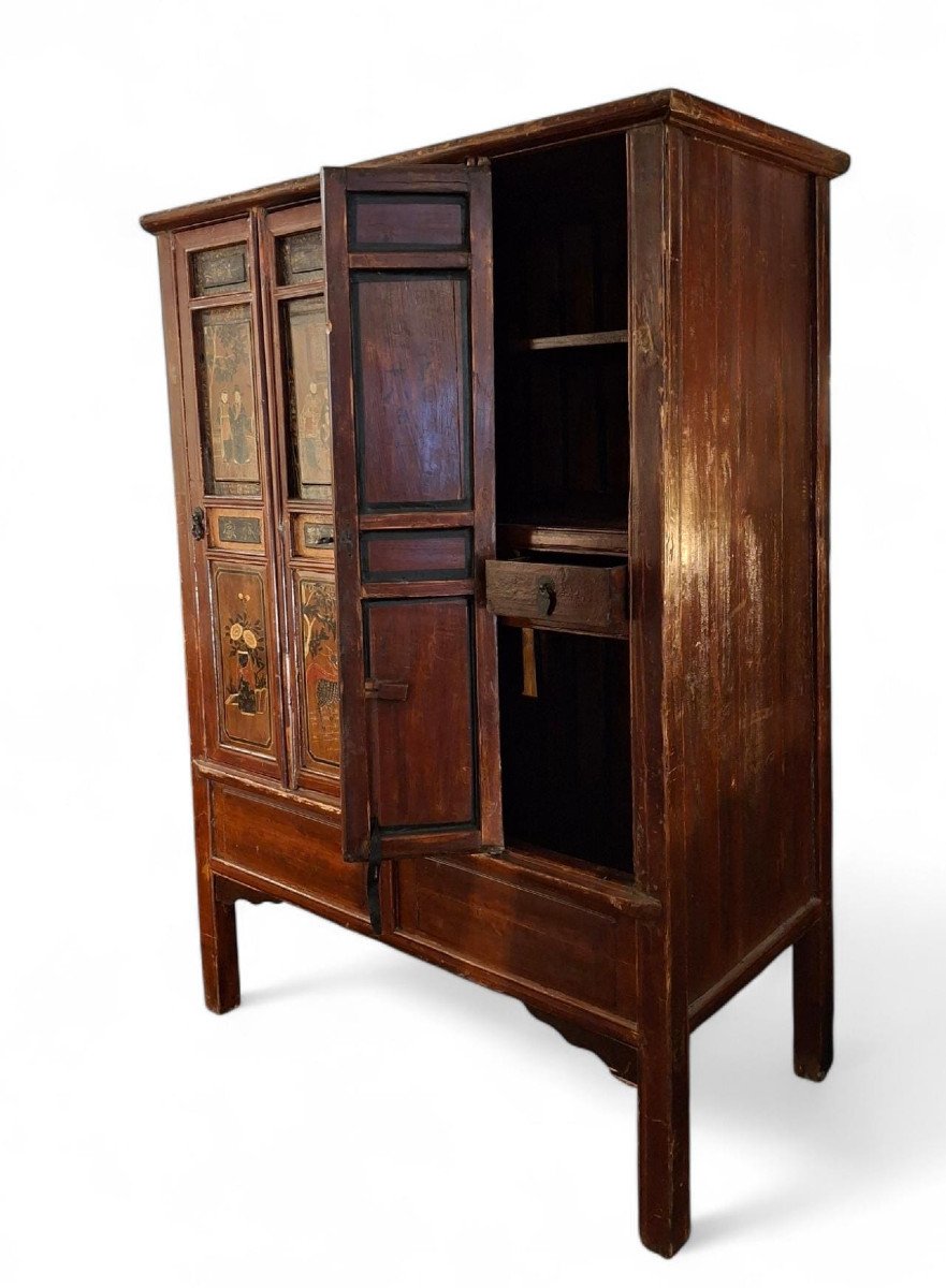 Chinese Carved And Lacquered Wardrobe-photo-2