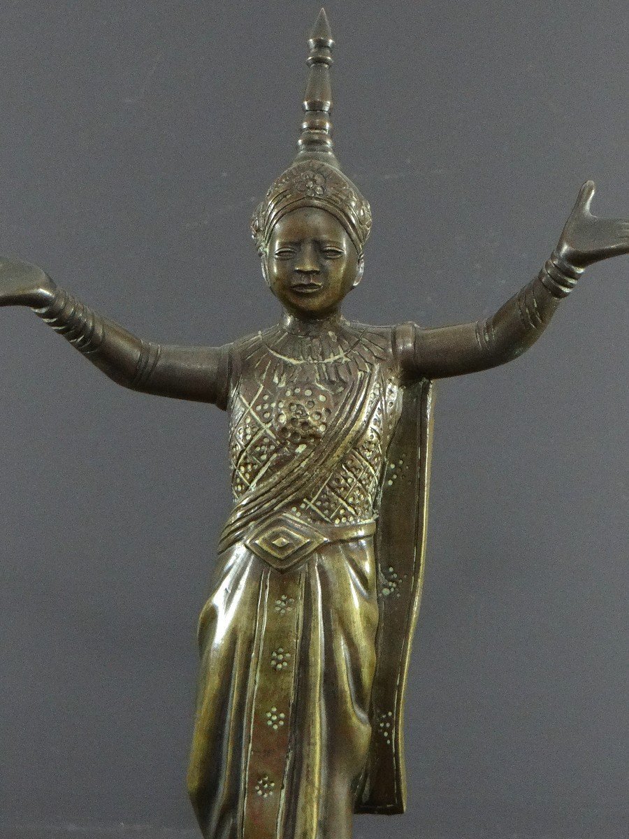 Thaïlande, Début Du XXème Siècle, Statue De Danseuse Traditionnelle En Bronze. -photo-1