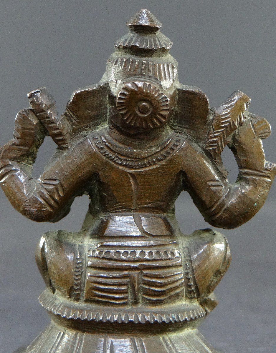 India, XIXth Century, Old Small Statue Of Ganesh In Bronze.-photo-3