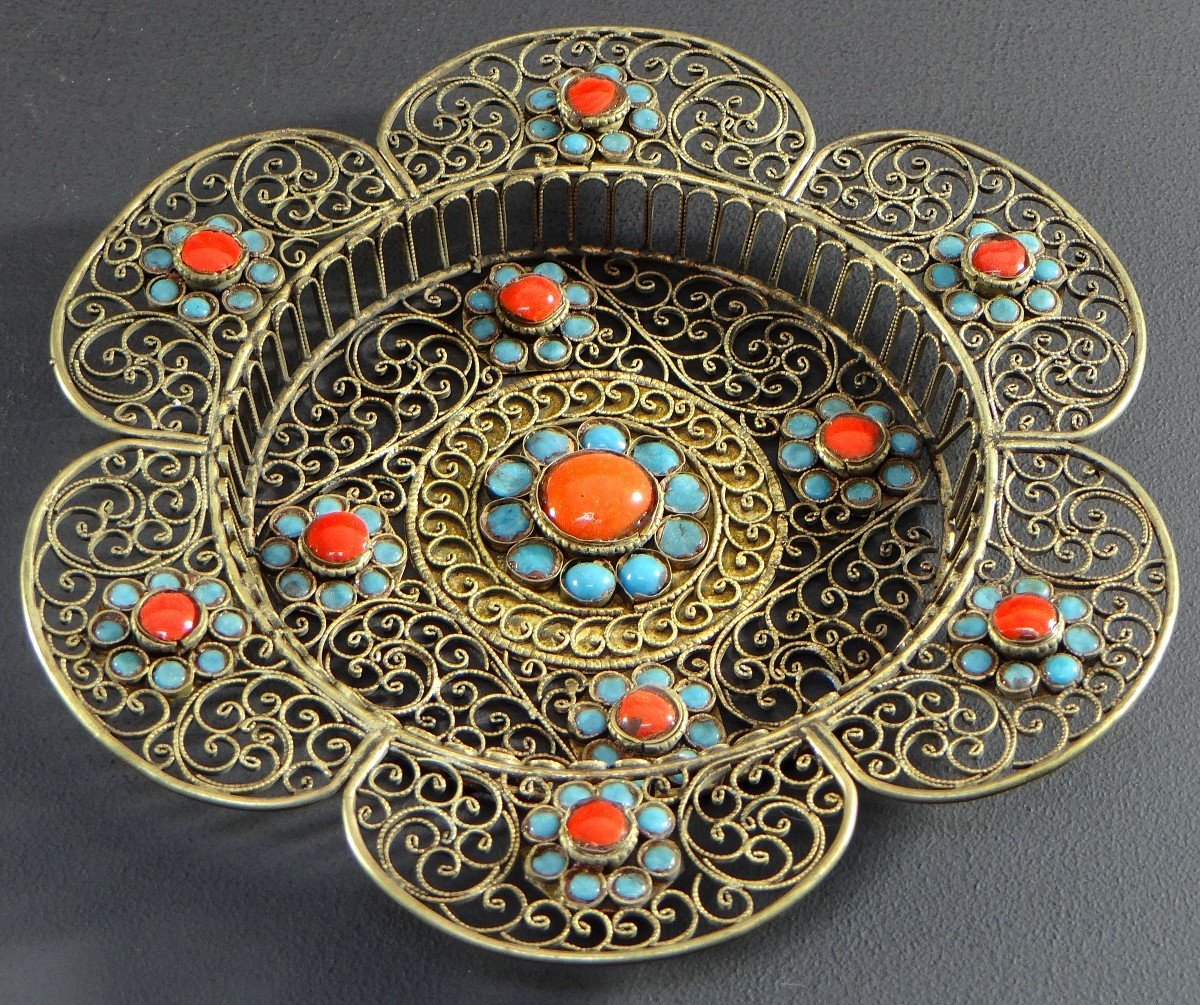 Tibet, Mid-20th Century, Filigree Metal Cup Decorated With Turquoise And Coral Beads.-photo-4