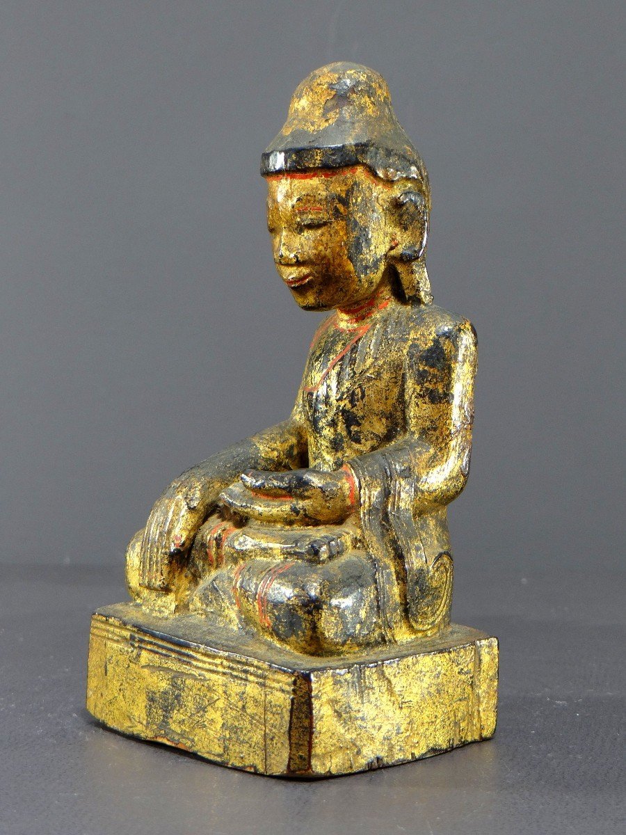 Birmanie, XIXème Siècle, Bouddha Mandalay En Bois Sculpté Et Doré Sur Fond De Laque Noire.-photo-4