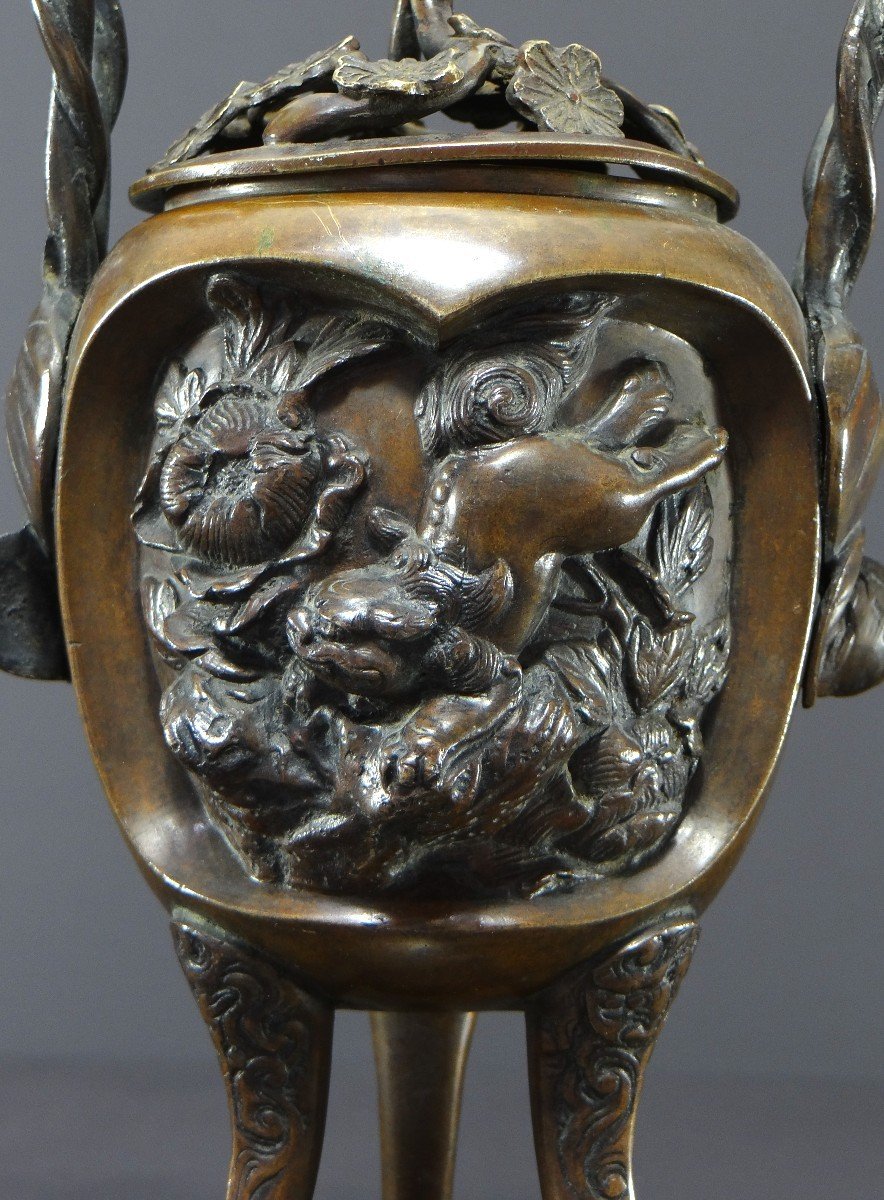 Vietnam, End Of The 19th - Beginning Of The 20th Century, Bronze Incense Burner Decorated With Fo Dogs. -photo-3