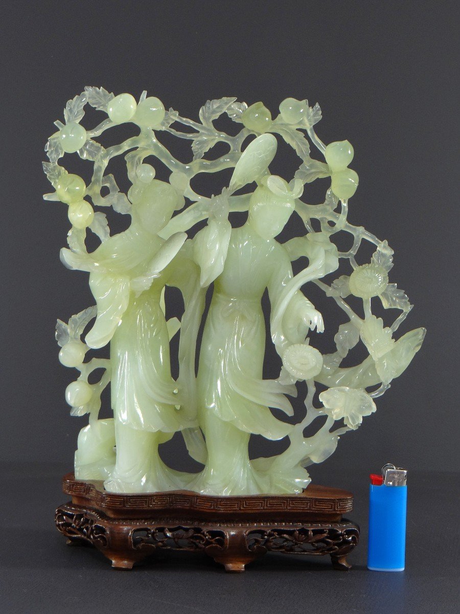 Chine, Première Moitié Du XXème Siècle, Sculpture En Jade Céladon Figurant Deux Dames De Cour.-photo-7