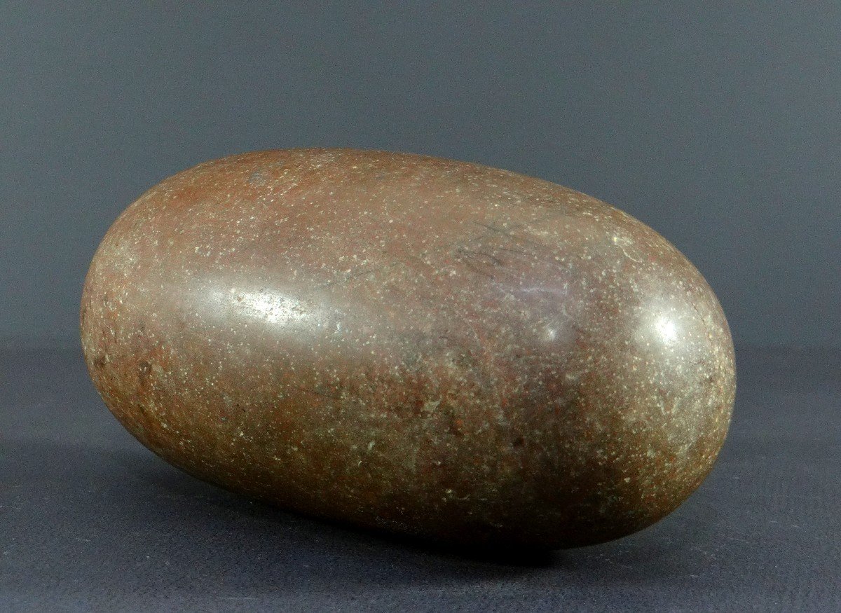 Inde, Début Du XXème Siècle, Pierre Brune De Shiva Lingam De Forme Ovale,  Parfaitement Polie.-photo-2