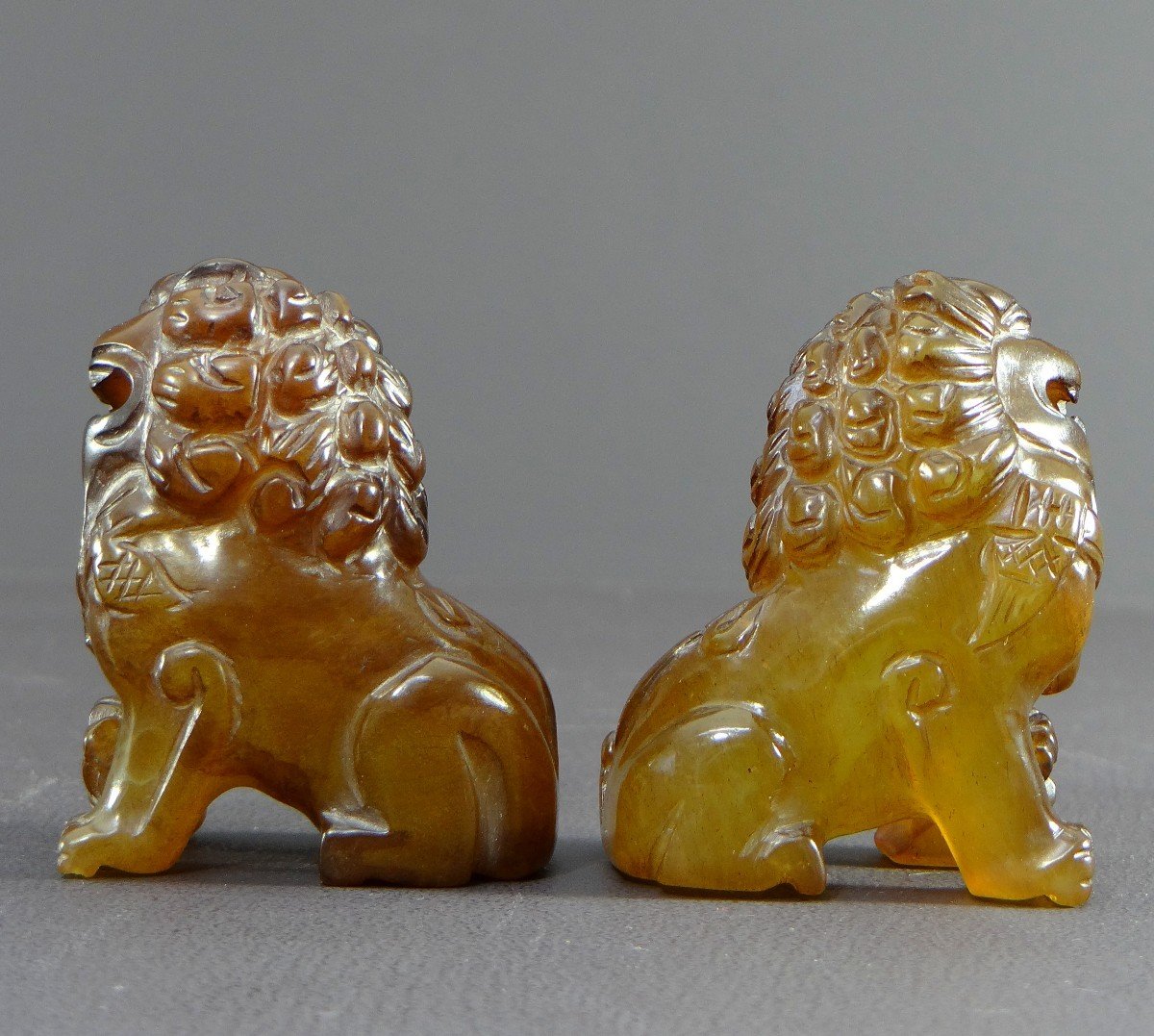 China, Mid-20th Century, Pair Of Fo Dogs In Hard Stone In The Spirit Of Agate.-photo-3