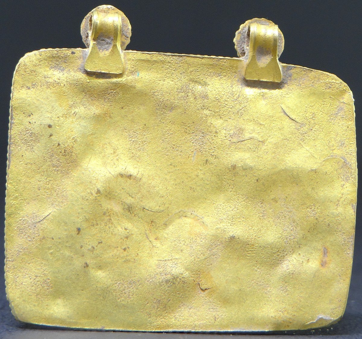 Greco-buddhist Art From Gandhara, 1st To 3rd Century Ad, Repoussé Gold Pendant.-photo-3