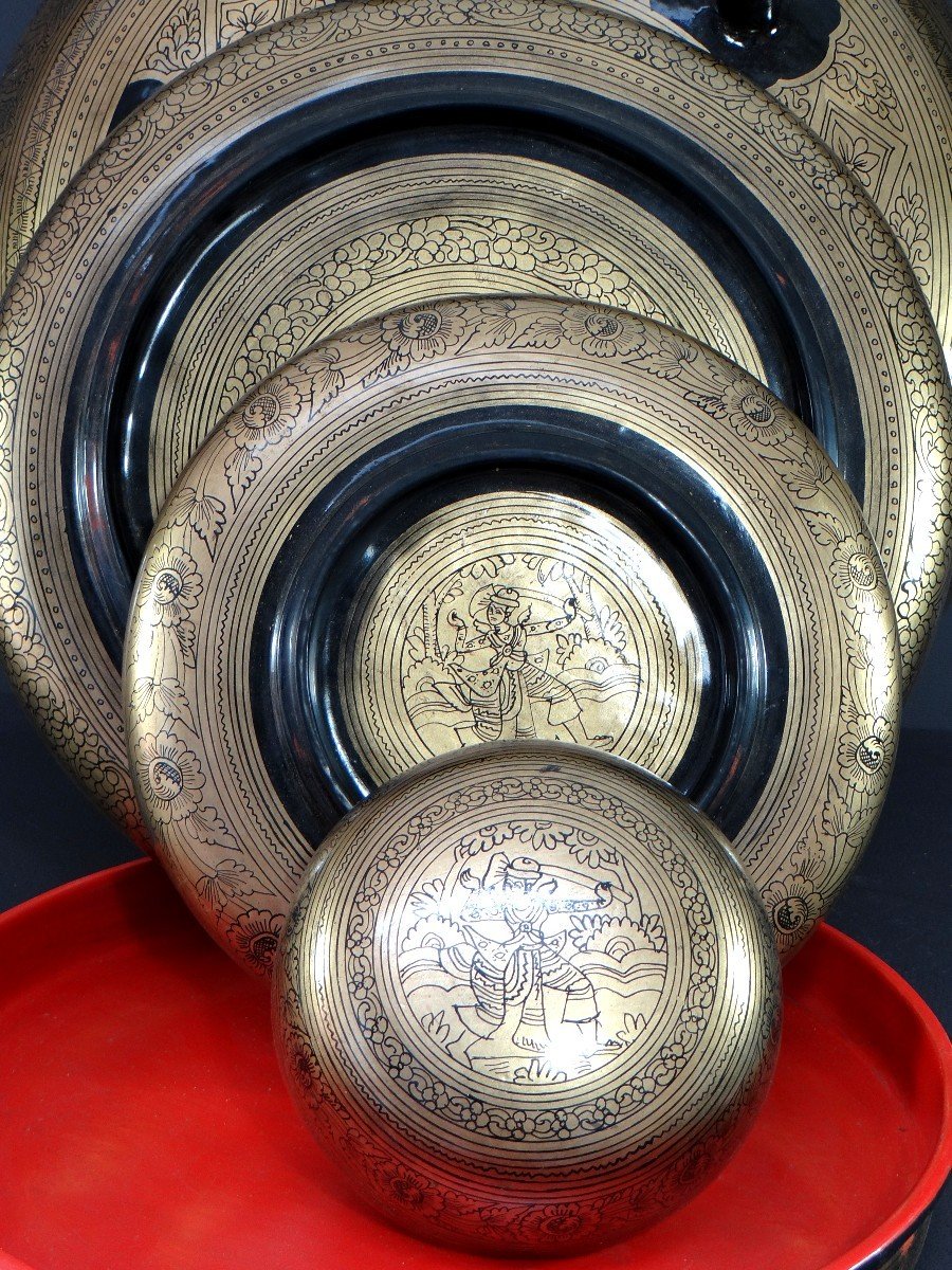 Burma, Mid-20th Century, Four-tier Offering Box In Gold-red-black Lacquer.-photo-5