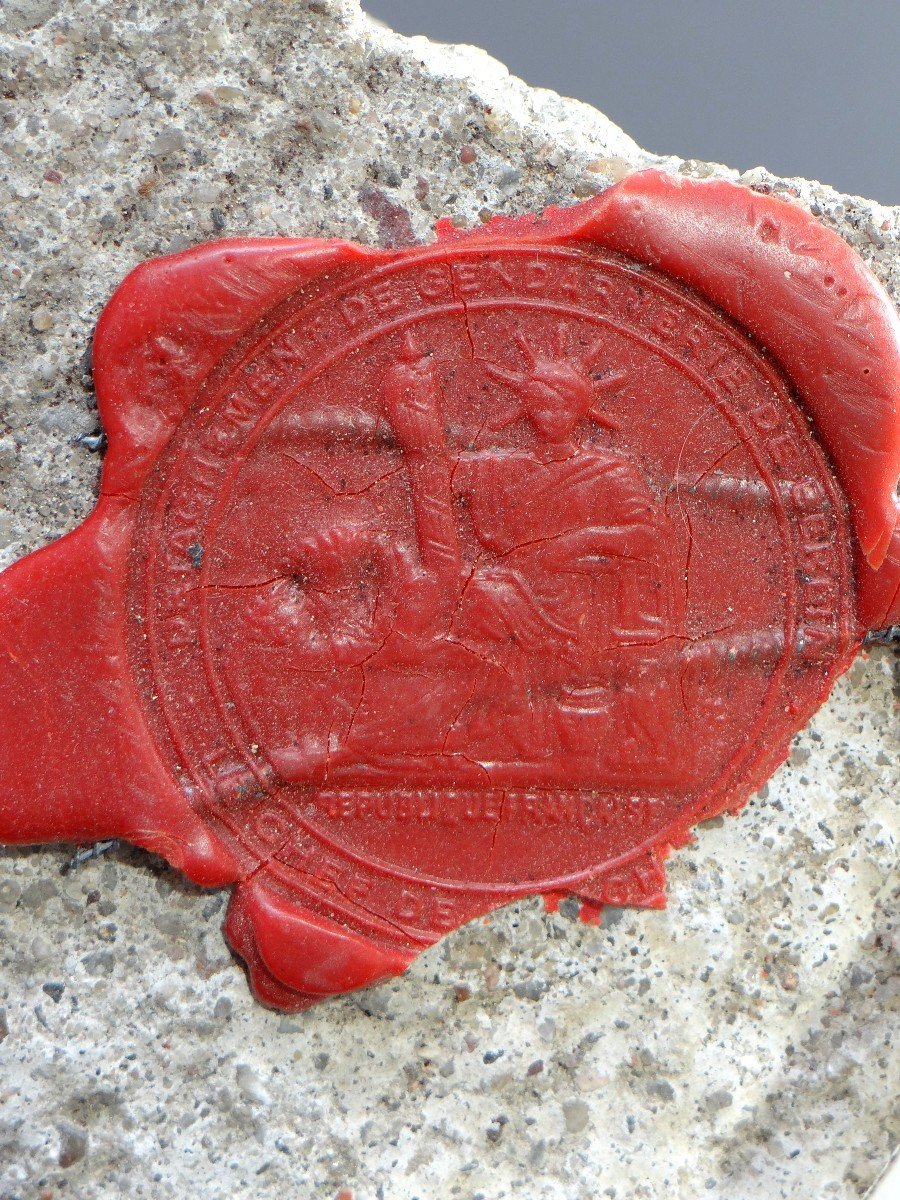 Piece Of History, Piece Of The Berlin Wall Taken And Certified By The National Gendarmerie.  -photo-3