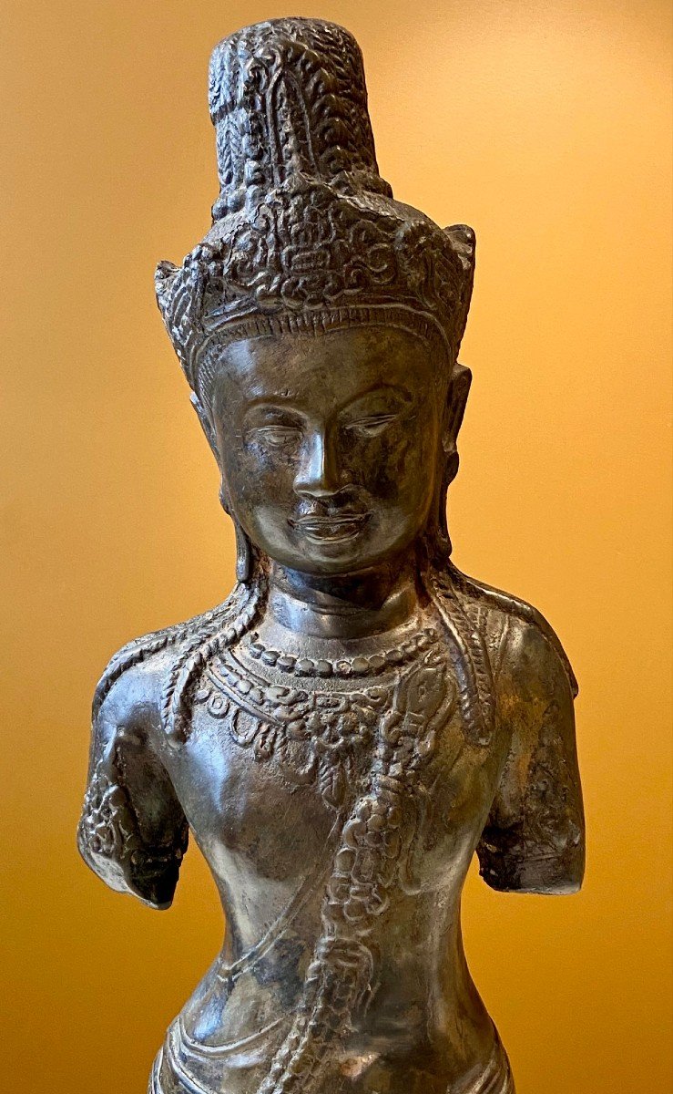Cambodge, Peuple Khmer, Années 1930/50, Style Du Bayon, Statue Bronze  Bodhisattva Lokeshvara.