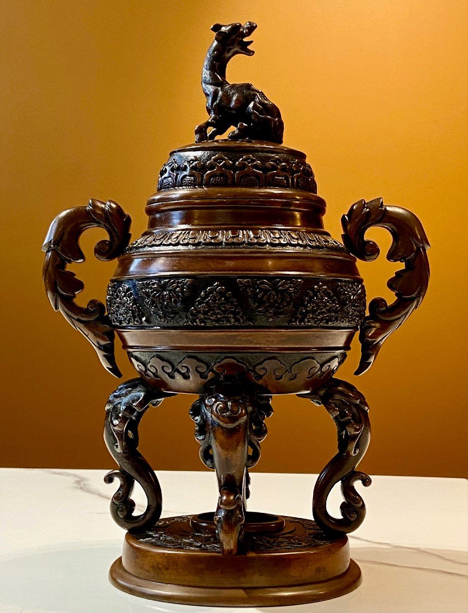 China, First Third Of The 20th Century, Bronze Perfume Burner. -photo-4