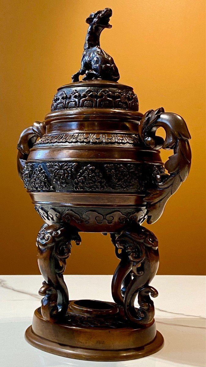 China, First Third Of The 20th Century, Bronze Perfume Burner. -photo-1