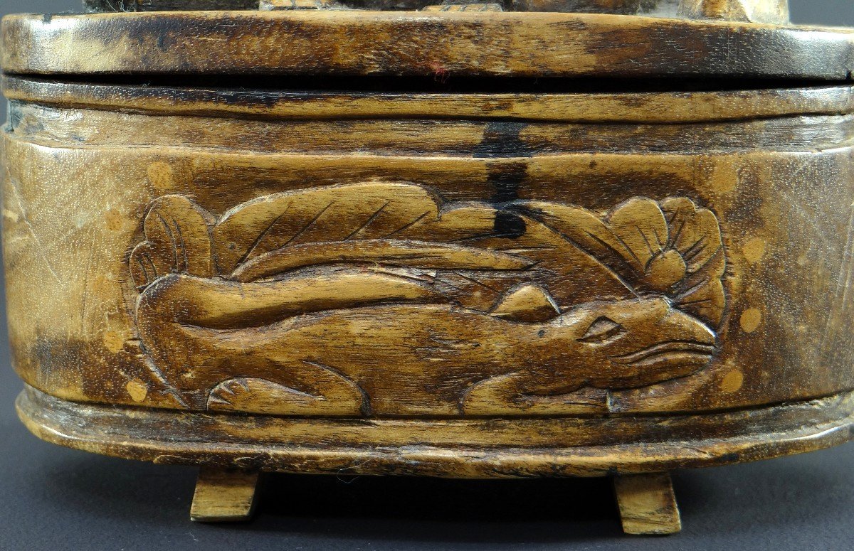 Indonesia, Island Of Lombok, 1930s/1950s, Wooden Box Decorated With Lizards. -photo-5