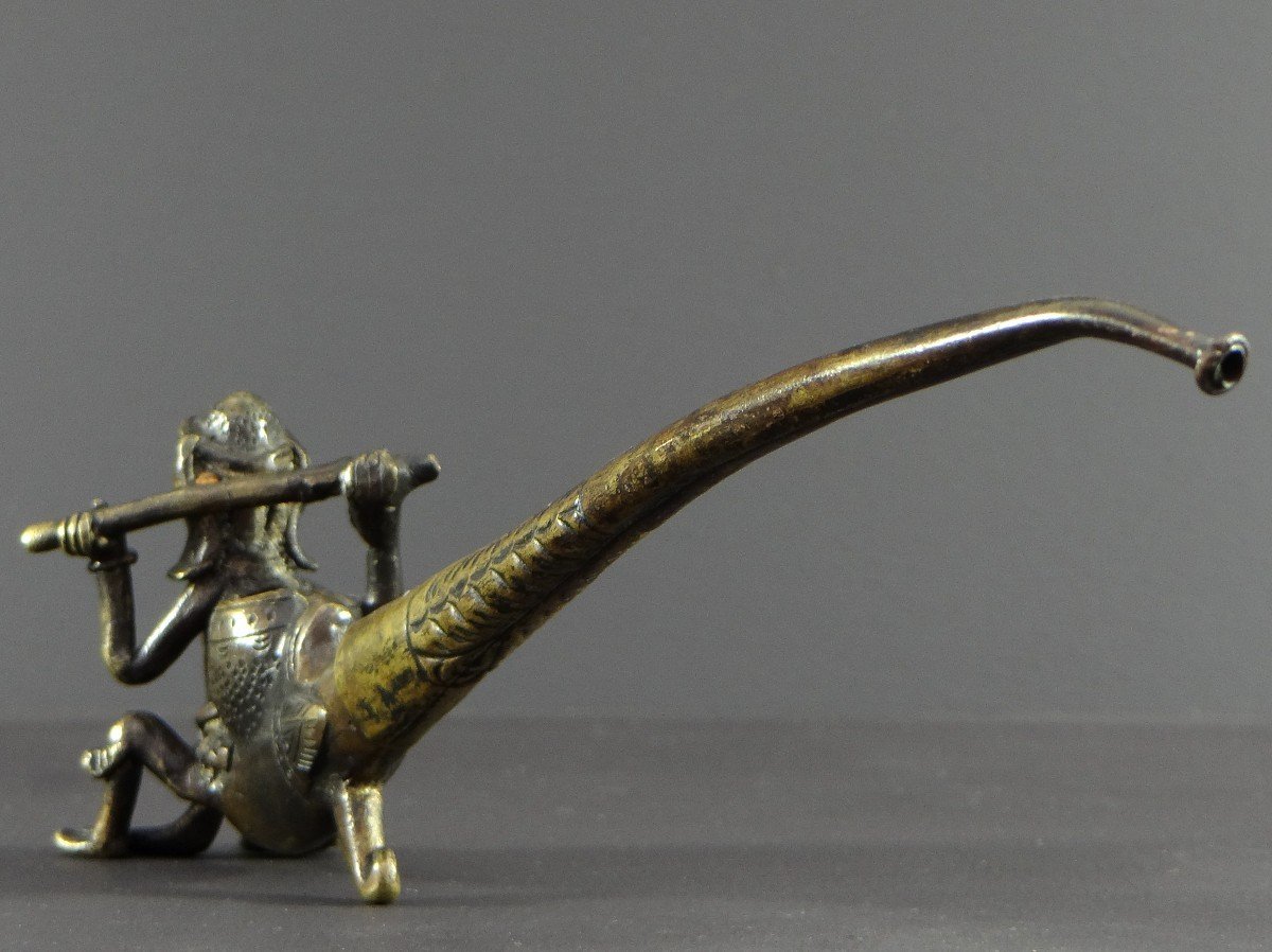 Burma, 1920s/1930s, Bronze And Brass Pipe Decorated With A Nat. -photo-4