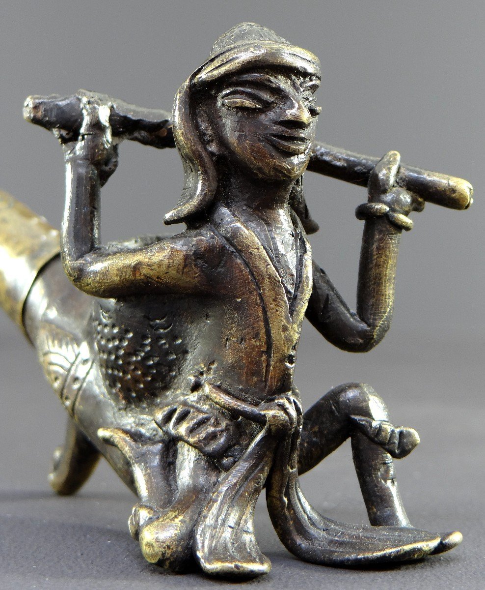 Burma, 1920s/1930s, Bronze And Brass Pipe Decorated With A Nat. -photo-4