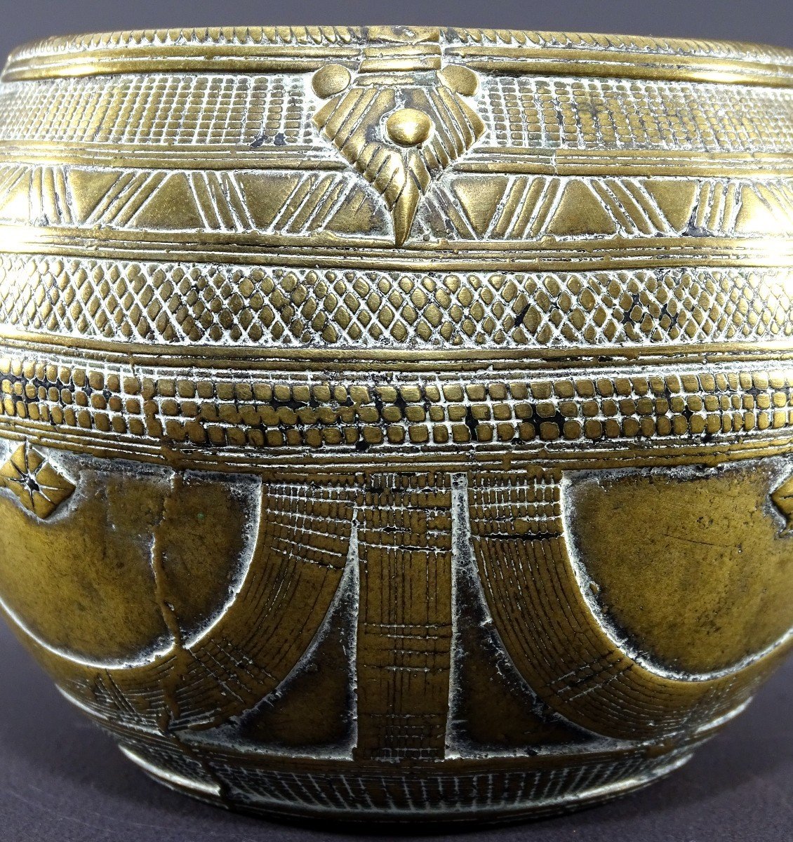 India, Early 20th Century, Dokhra Tribal Art, Brass Bowl Geometric Patterns, Rice Measure-photo-5