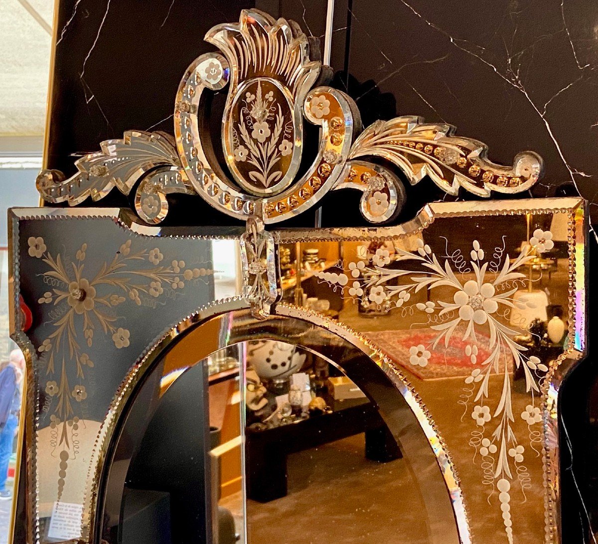 Venice, Murano Island, 1930s, Large Mirror With Engraved And Eglomise Decor.-photo-1