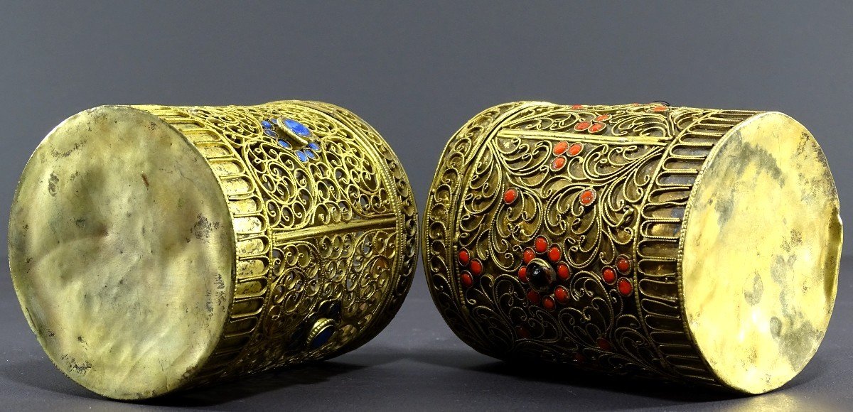 Tibet, 1950s, Pair Of Gilt Copper Boxes Decorated With Blue, Red And Black Enamel. -photo-2