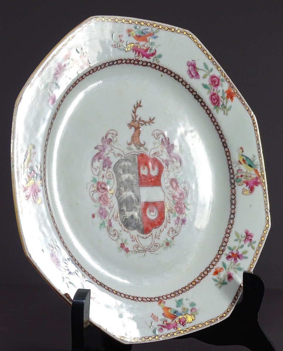 Chine, XVIIIème Siècle, époque Règne De L’empereur Qianlong (1736-1795), Assiette En Porcelaine-photo-4