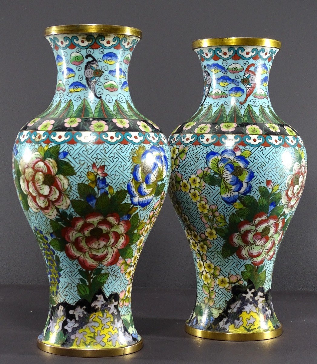 Chine, Années 1900/1920, Période République, Paire De Vases En émaux Cloisonnés. -photo-4