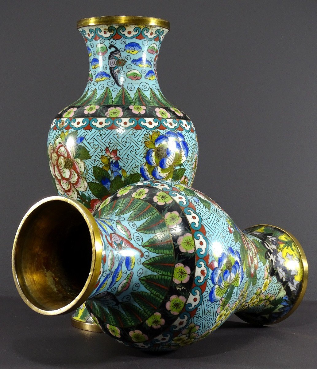 Chine, Années 1900/1920, Période République, Paire De Vases En émaux Cloisonnés. -photo-4