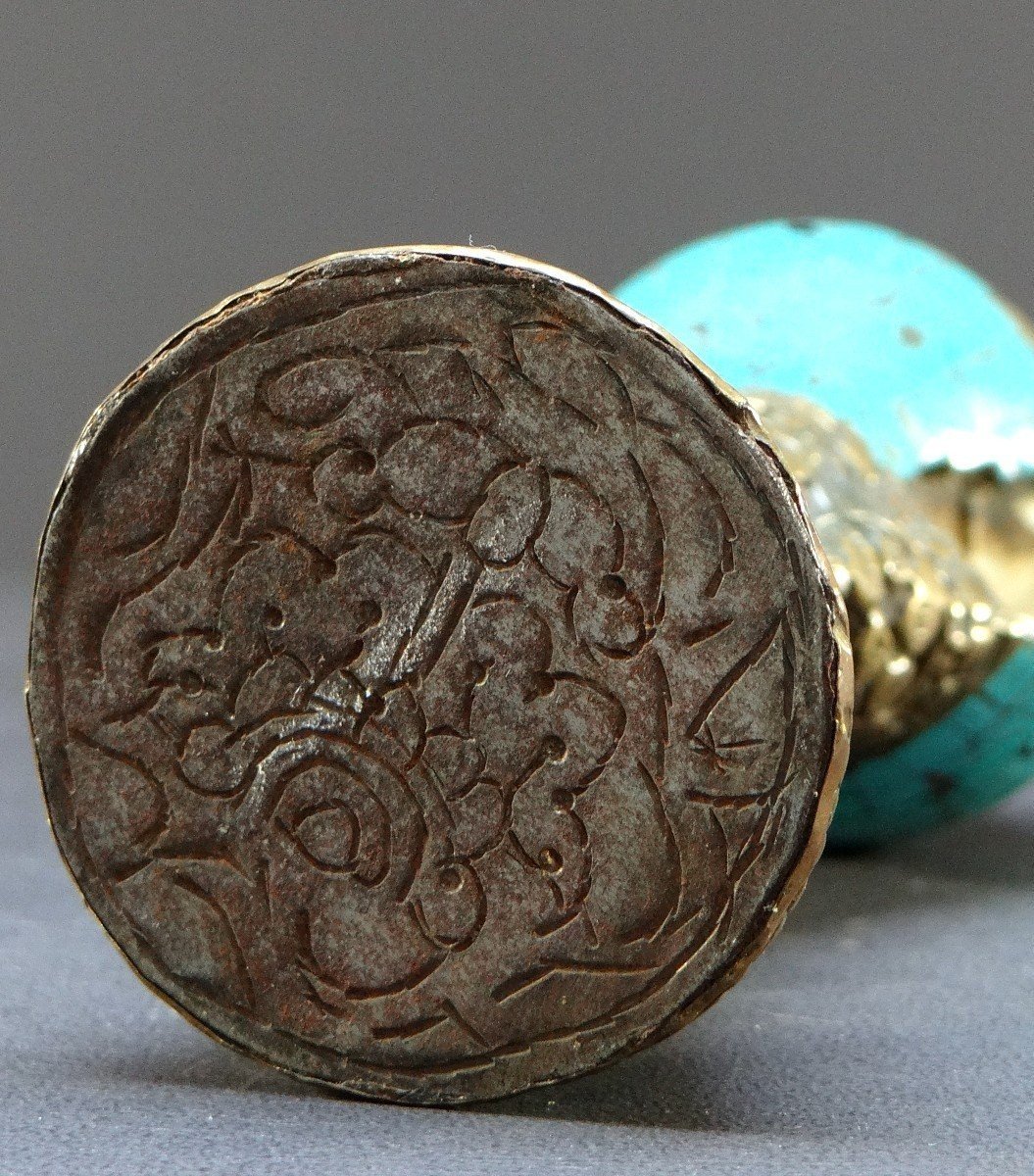 Tibet, Early 20th Century, Repoussé Copper And Turquoise Seal On A Shell Base-photo-3