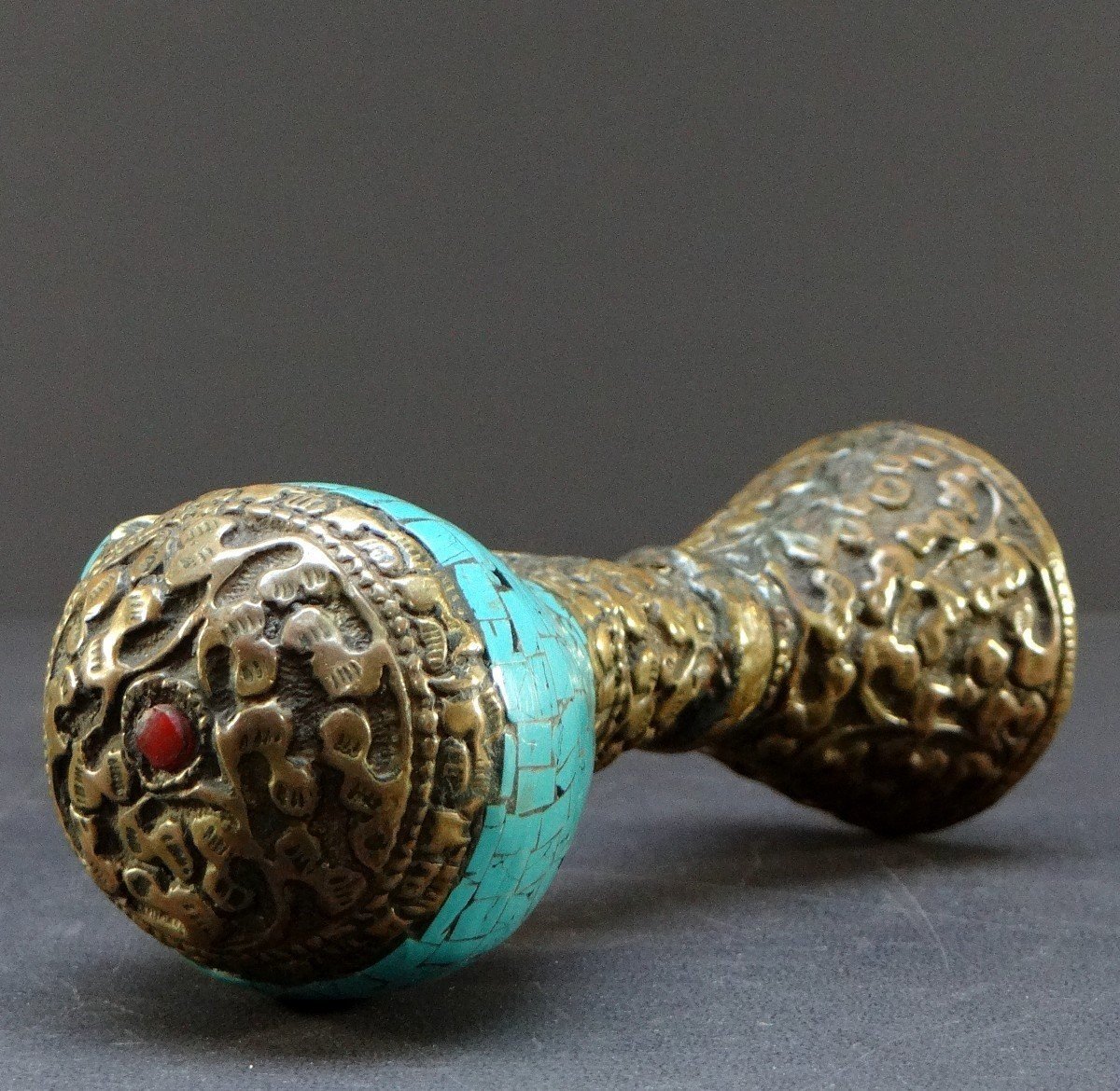 Tibet, Early 20th Century, Repoussé Copper And Turquoise Seal On A Shell Base-photo-3