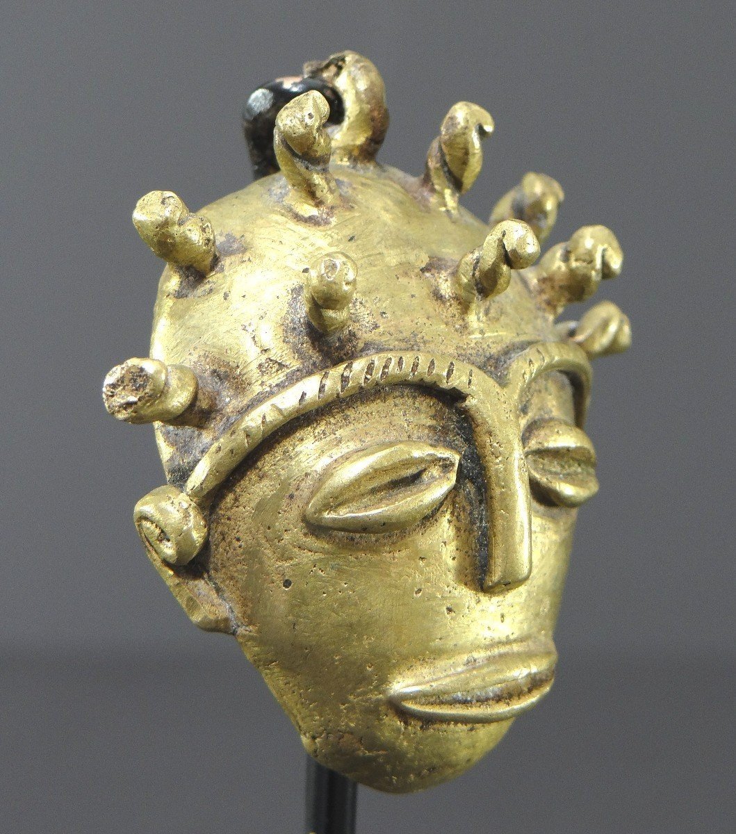 Ivory Coast, Baoulé People, 1950s/1960s, Miniature Anthropomorphic Bronze Mask.-photo-3