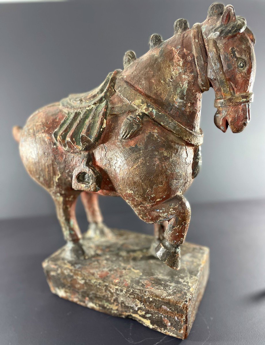 South China, Early 20th Century, Polychrome Wooden Horse Statue With Raised Leg.-photo-2