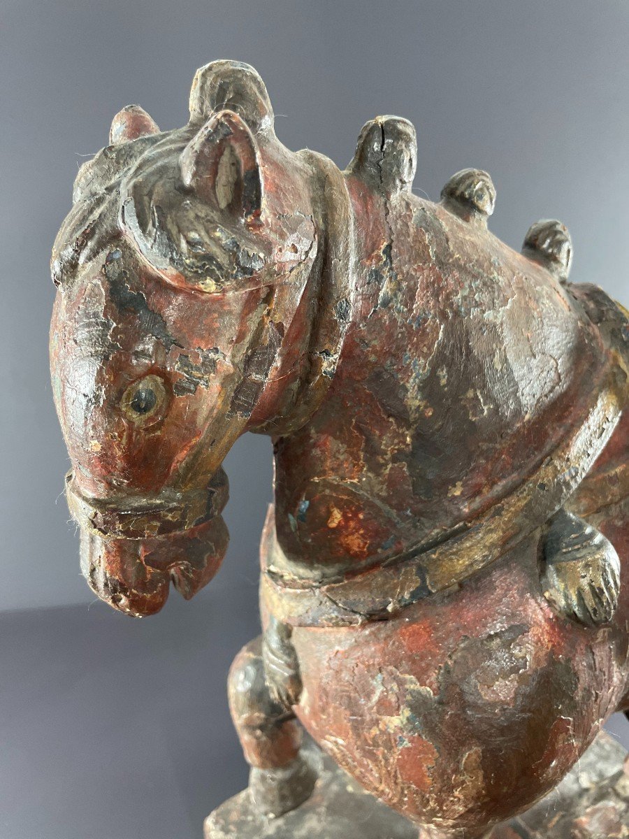 South China, Early 20th Century, Polychrome Wooden Horse Statue With Raised Leg.-photo-1