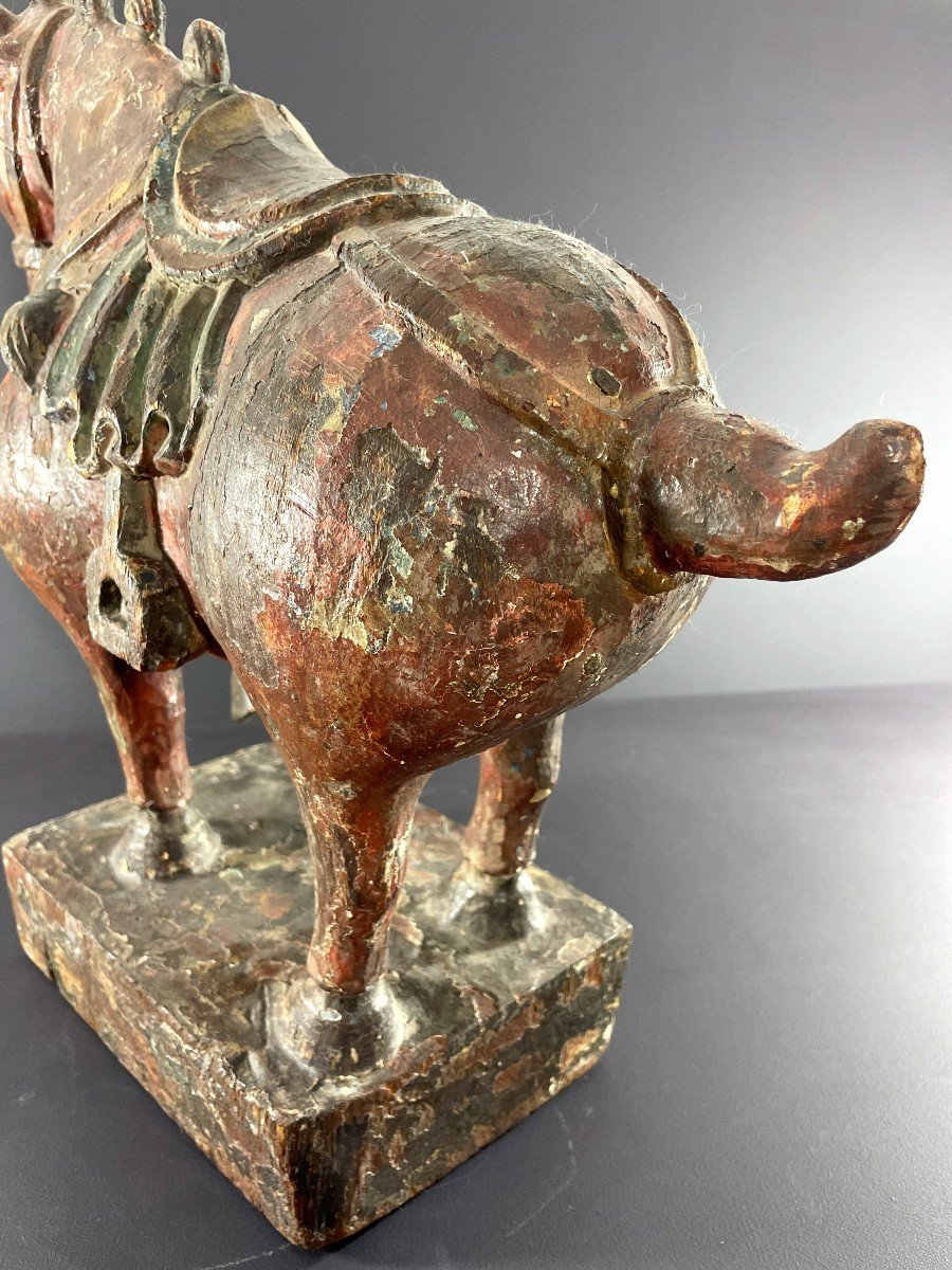 South China, Early 20th Century, Polychrome Wooden Horse Statue With Raised Leg.-photo-5