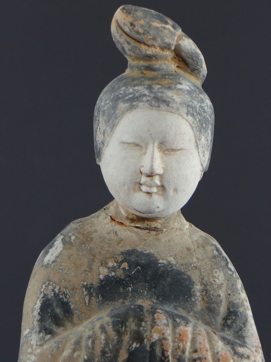 China, Tang Dynasty Period (618-907), Terracotta Statuette Of A Court Lady Called "fat Lady"-photo-3