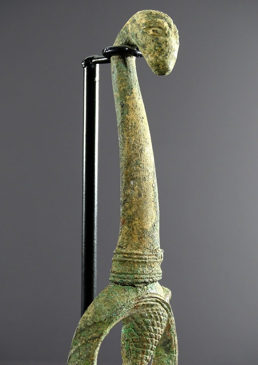 China, 18th Century, Large Bronze Fibula With Dragon Decor. -photo-7