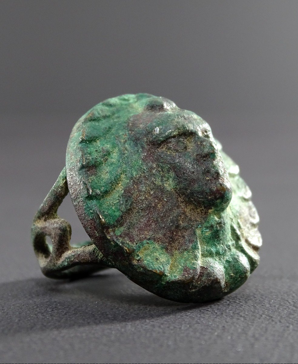 Bactrian Civilization, 3rd Century Bce, Rare Bronze Medusa Ring. 