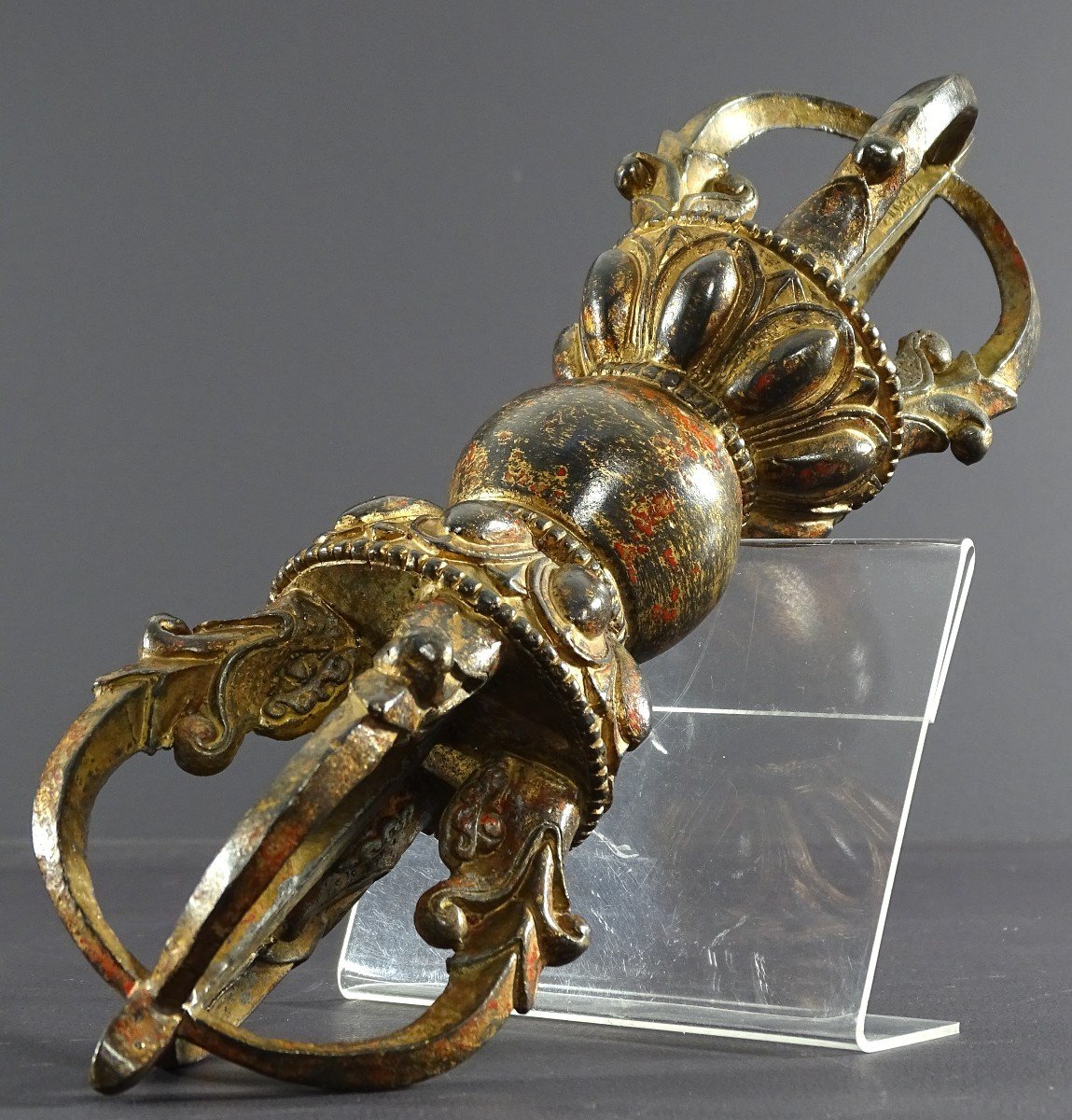 Tibet, End Of The 19th Century, Important Lama Vajra In Lacquered And Gilded Bronze. -photo-1