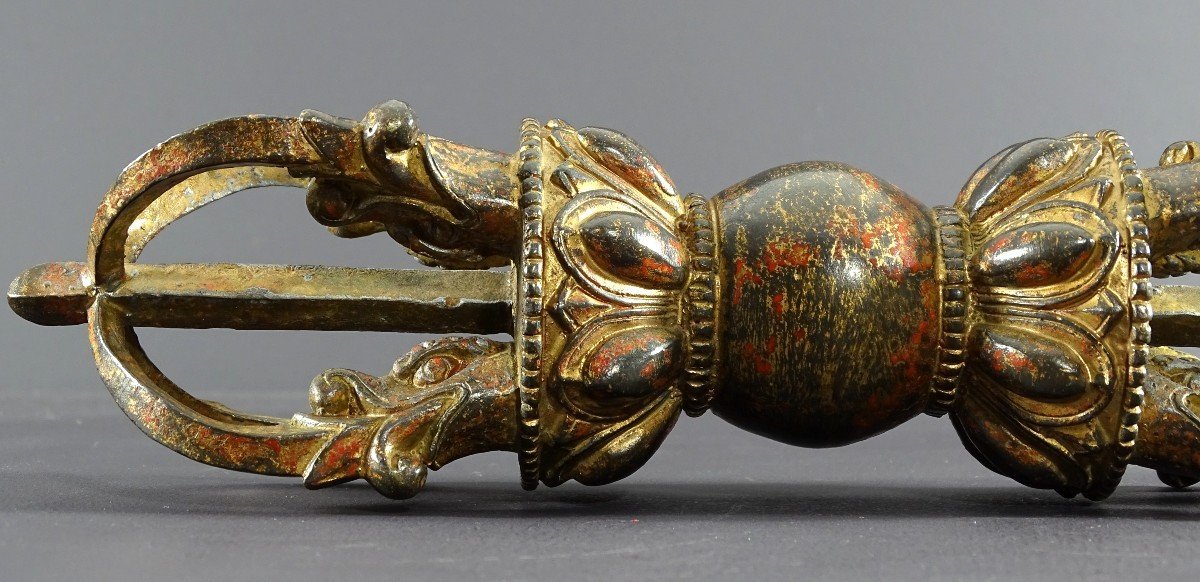 Tibet, End Of The 19th Century, Important Lama Vajra In Lacquered And Gilded Bronze. -photo-7