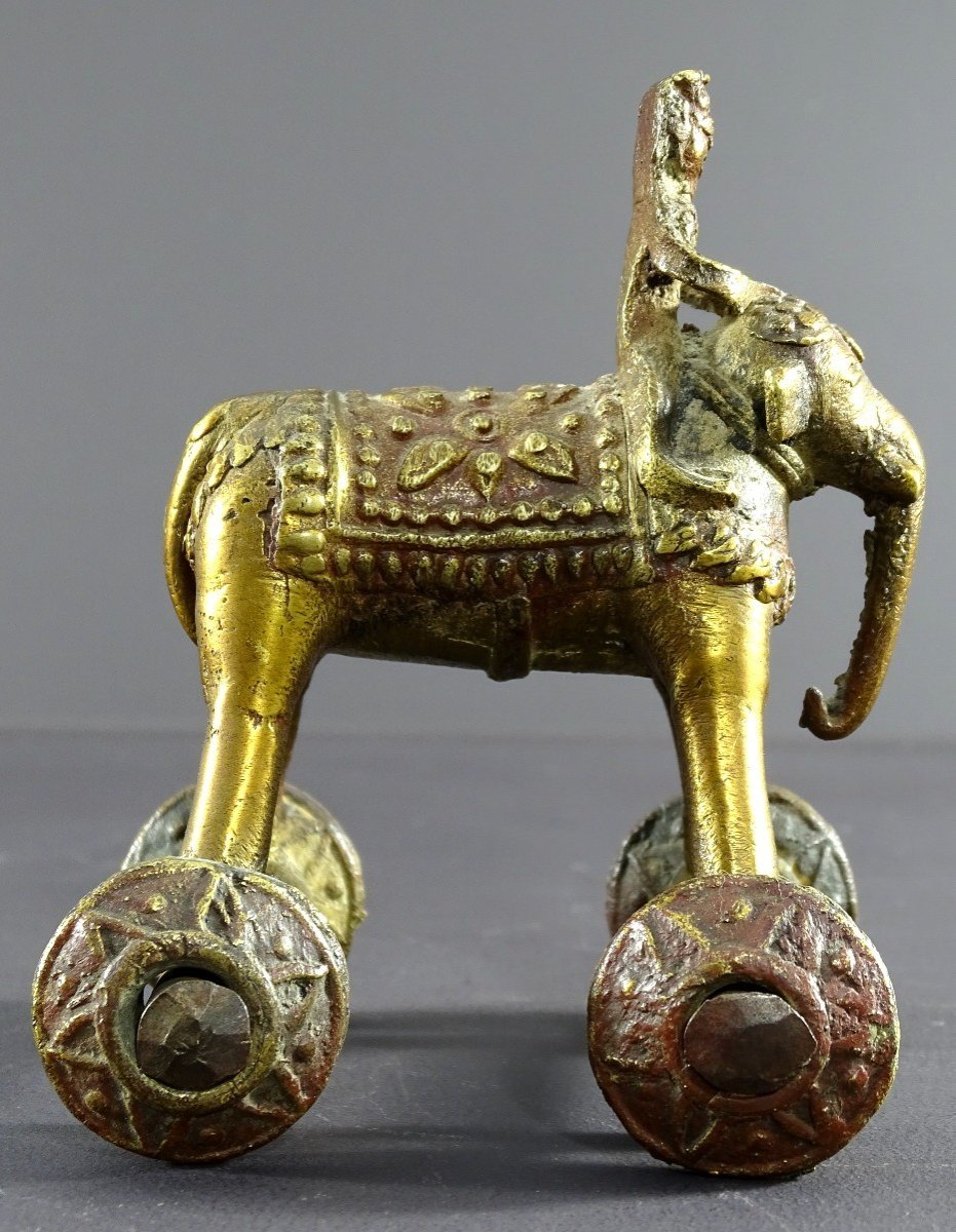 Inde, Début Du XXème Siècle, Jouet En Bronze Cornac Juché Sur Un éléphant. -photo-4