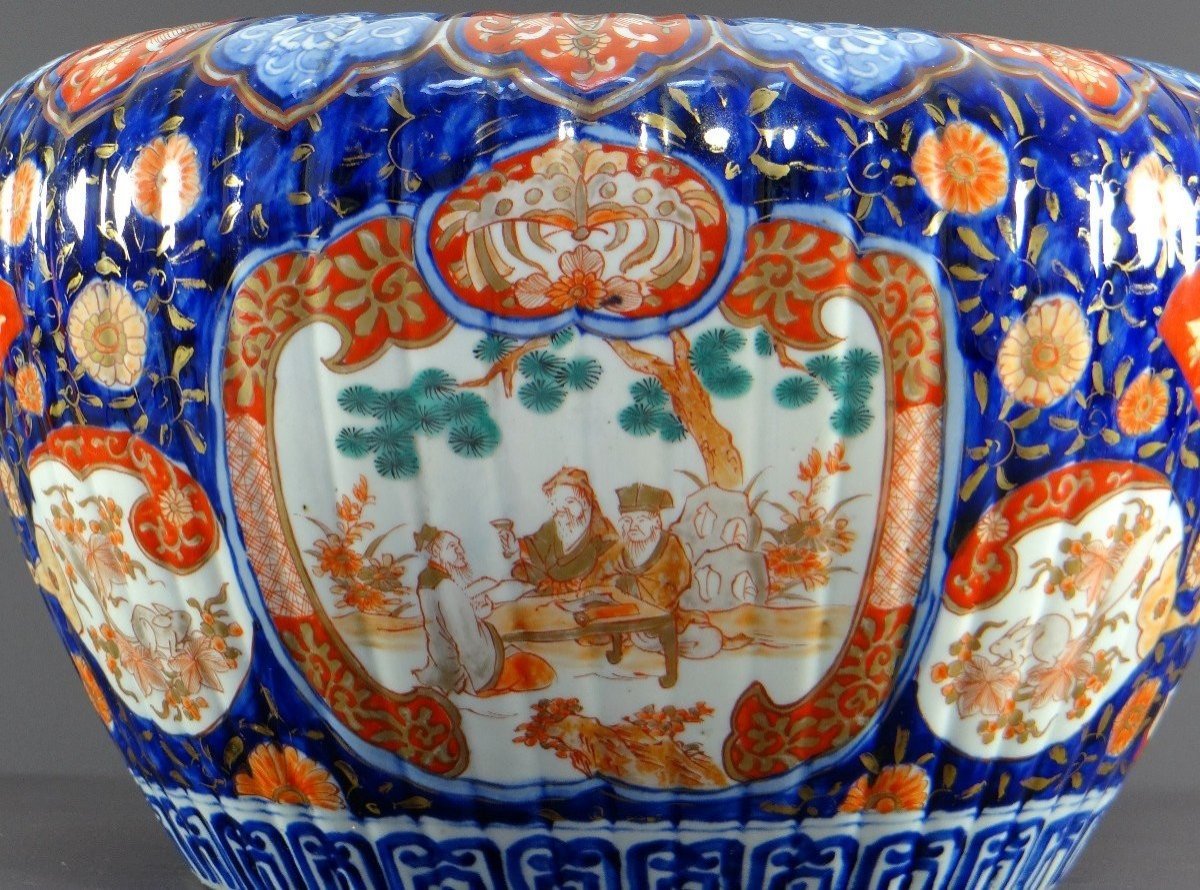 Japan, End Of The 19th Century, Meiji Era, Large Porcelain Basin With Imari Decoration. -photo-3