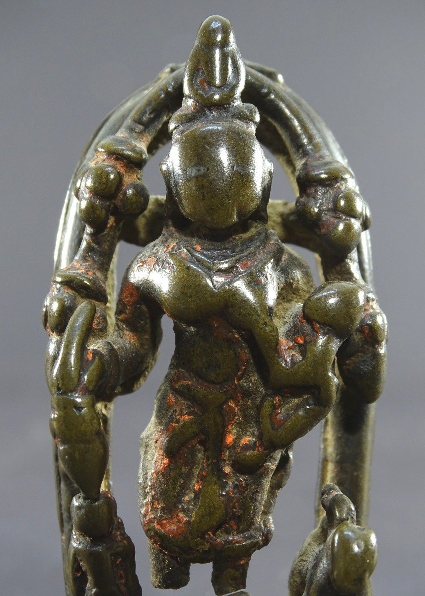 Inde, XVIème Siècle, Très Ancienne Statue Jain En Bronze De La Déesse Ambika.-photo-2