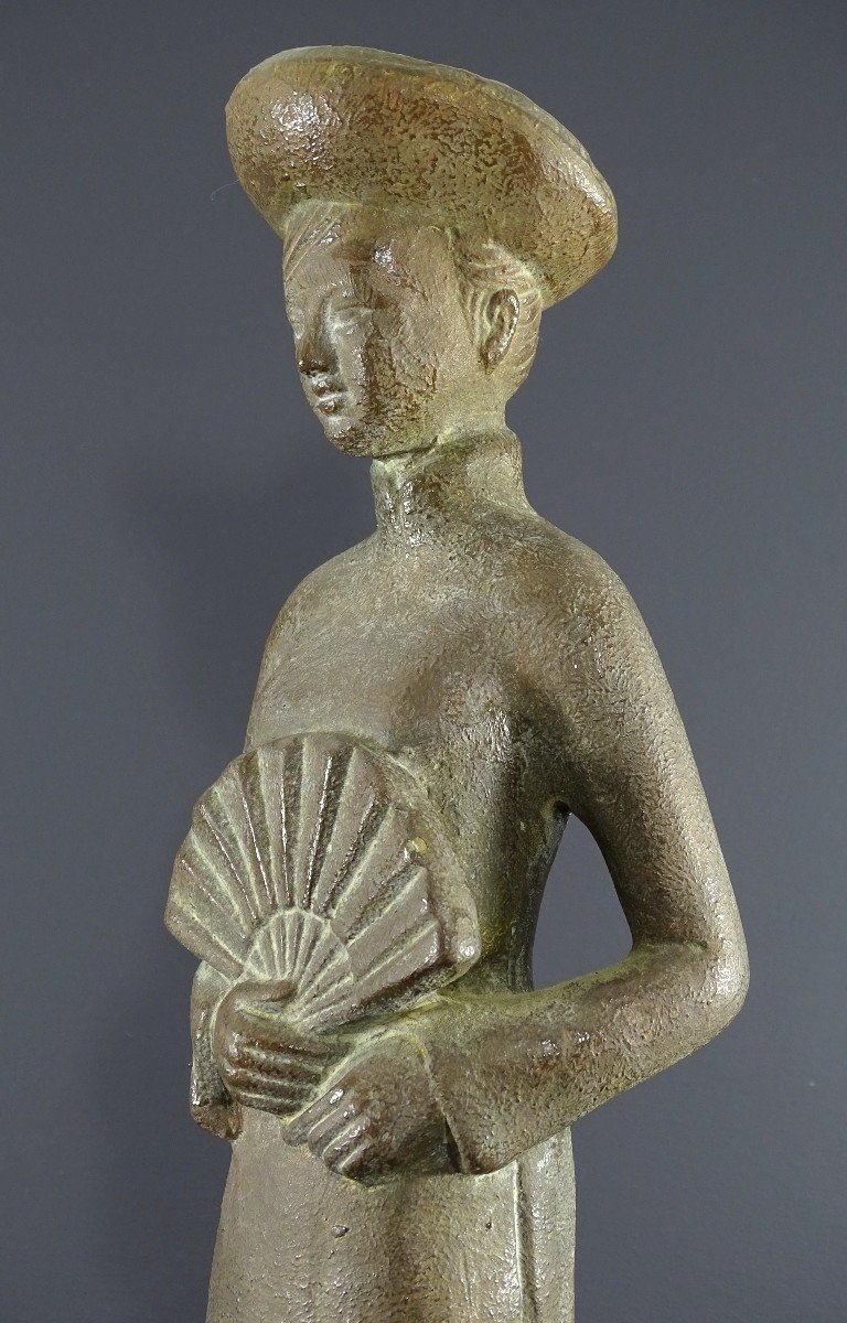 Vietnam, 1960s/1970s, Large Terracotta Statue Of A Lady Of Quality. -photo-3