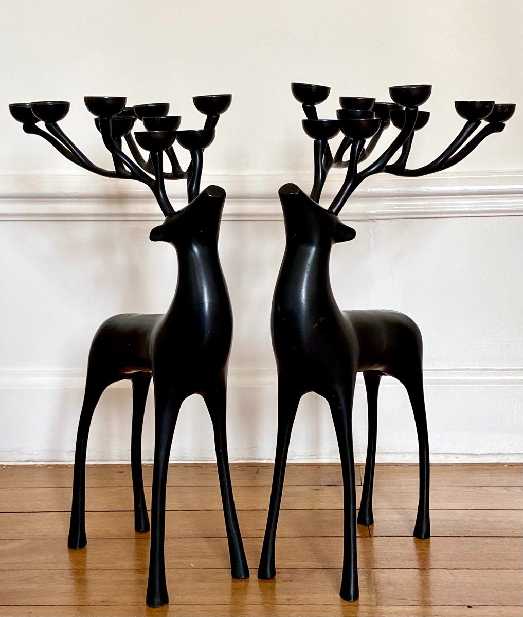 France, Années 1980, Grande Paire De Chandeliers En Bronze à Dix Lumières Figurant Des Cerfs. -photo-2