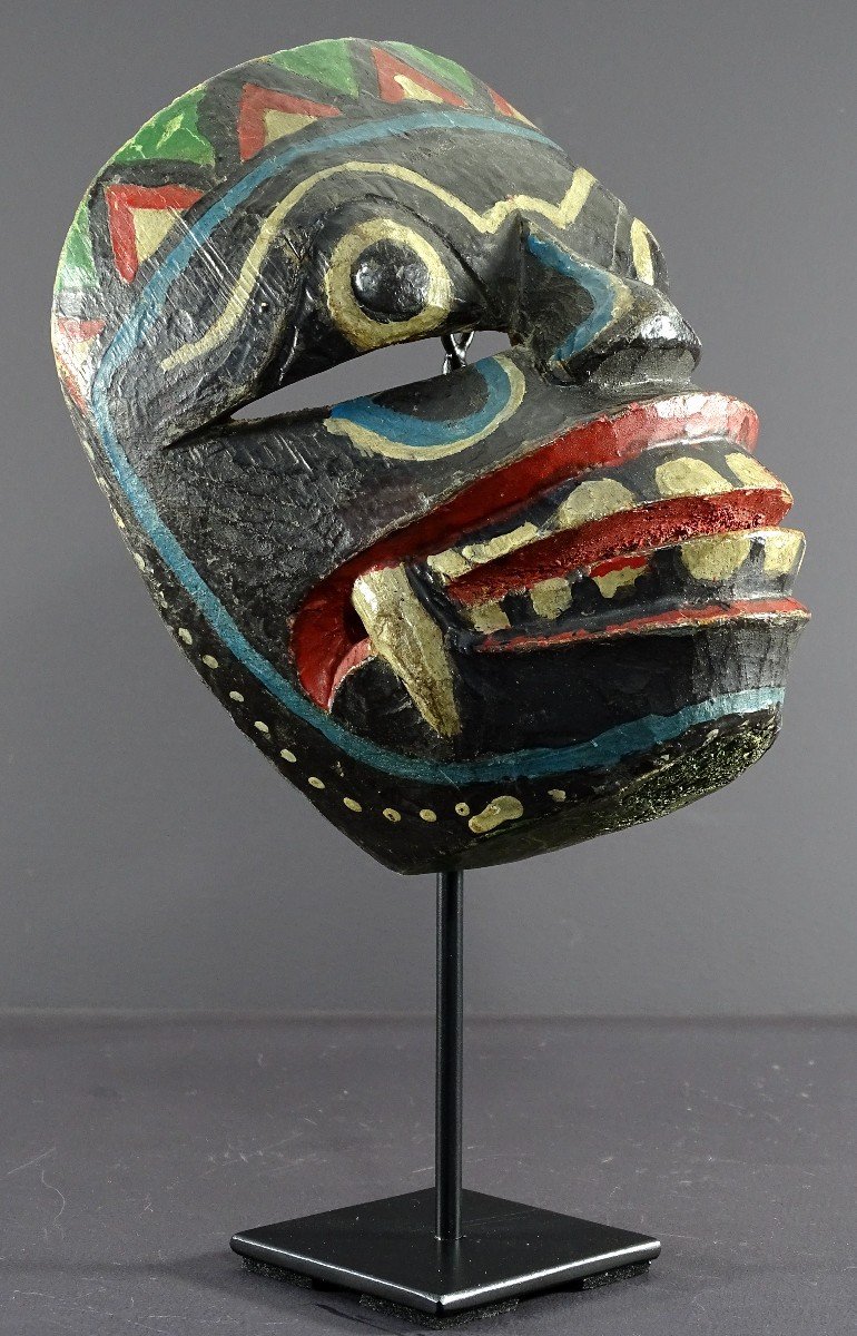 Indonésie, île De Java, Théâtre De Râmâyana, Masque De Raksasa En Bois Polychrome. 