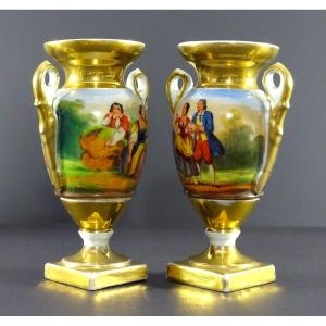 France, Louis-philippe Period, Pair Of Medici-shaped Vases In Paris Porcelain. 