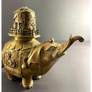 China, First Third Of The 20th Century, Bronze Incense Burner With Gilded Patina Depicting An Elephant