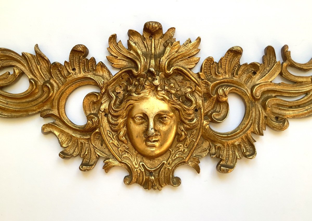 Tête d'Apollon. Bronze d'Applique Doré. XIXe