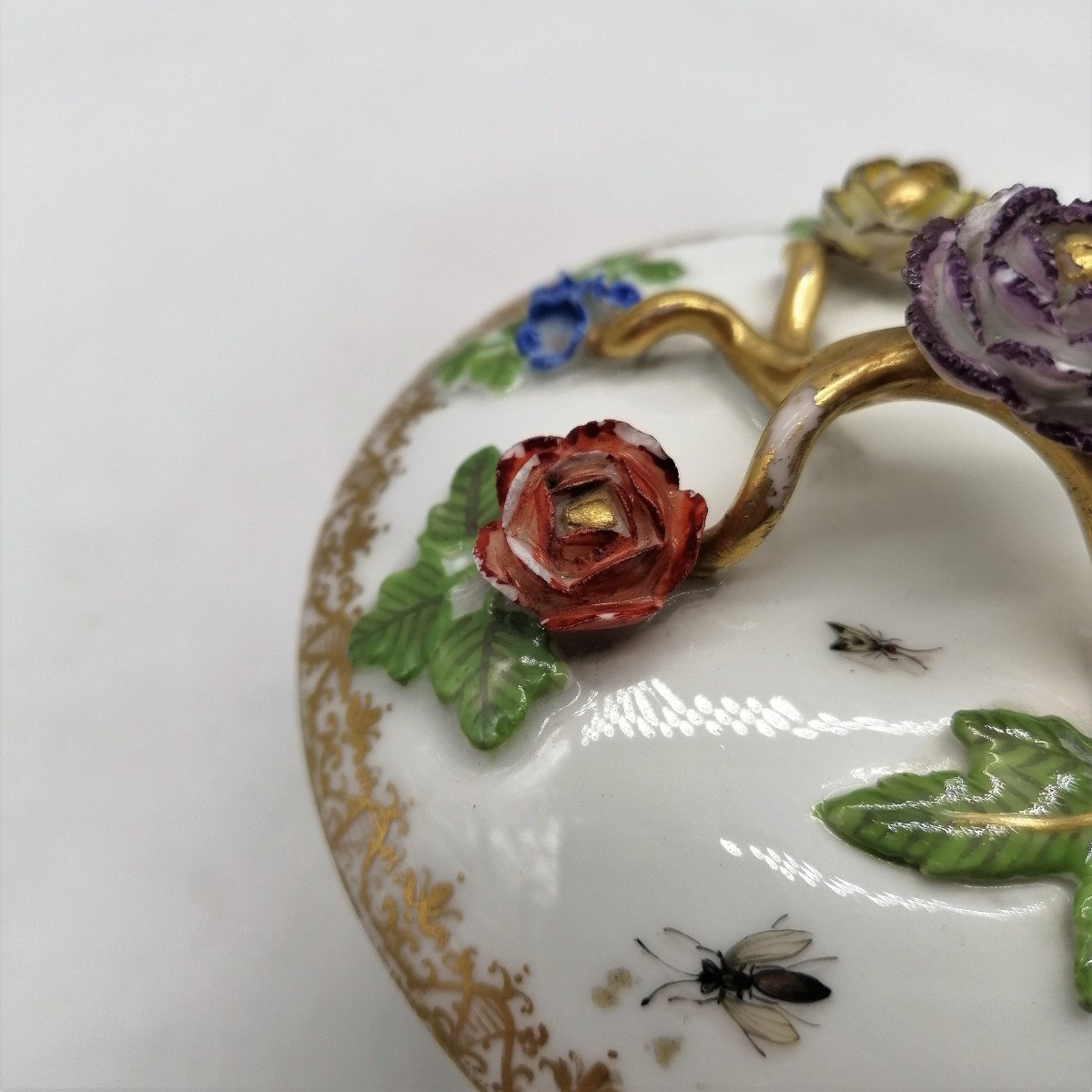 Eighteenth Meissen Porcelain Sugar Bowl-photo-2