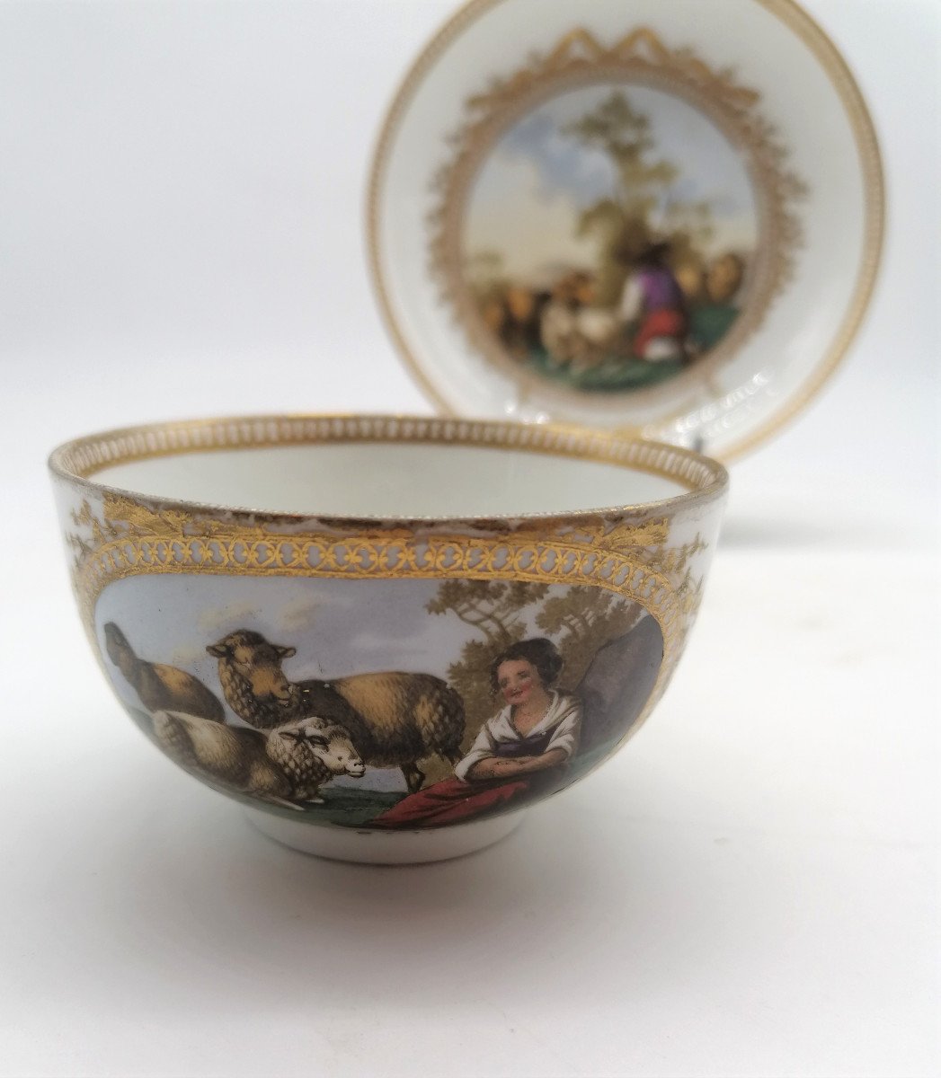 Eighteenth Meissen Porcelain Tea Cup-photo-3