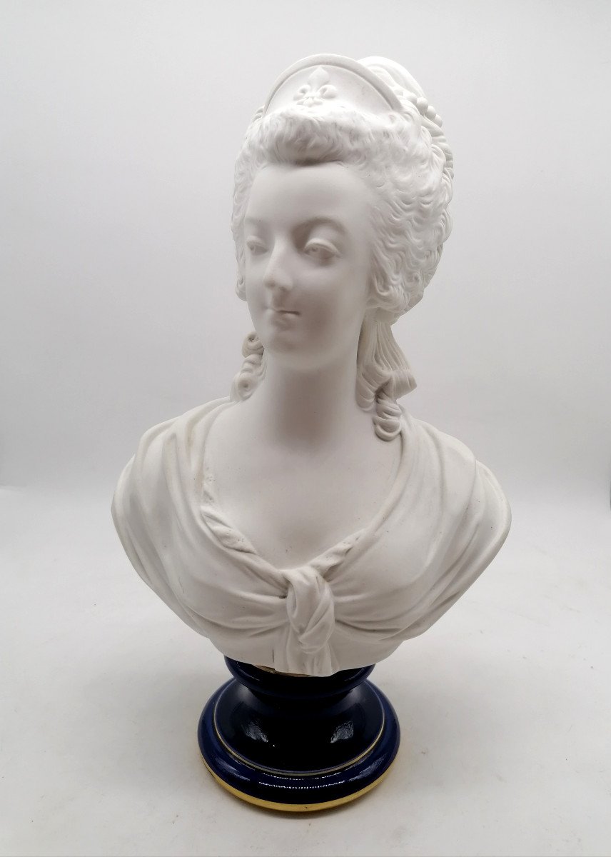 Porcelain Bust Of Marie Antoinette- Sèvres